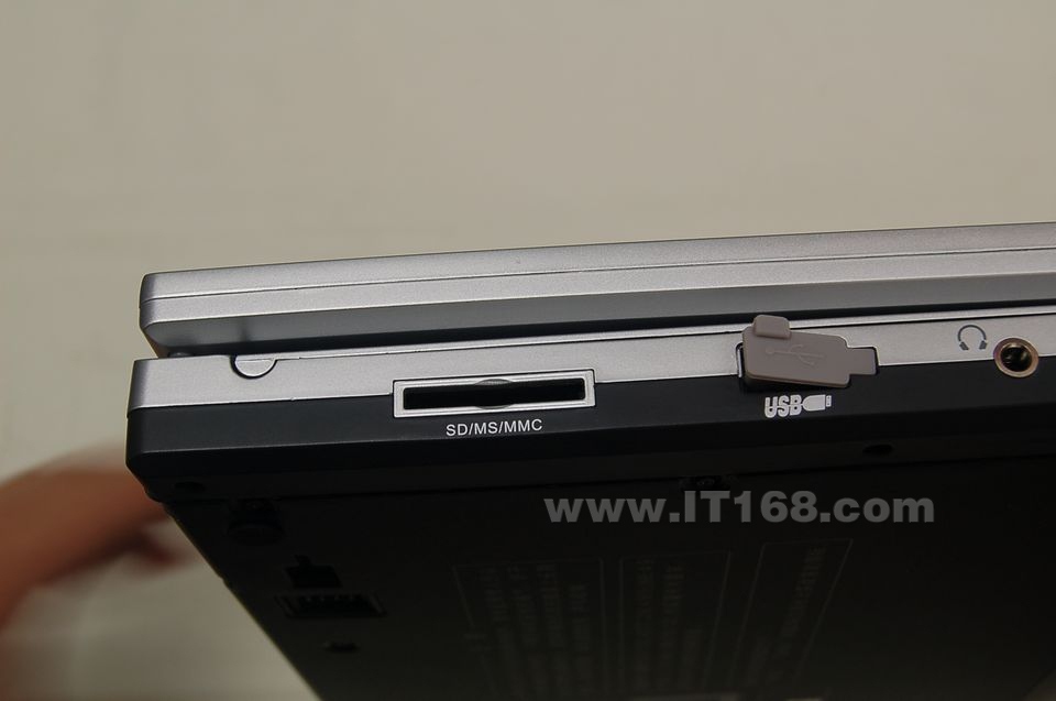 ������(malata) PDW-6106��ЯʽDVD���������ͼ
