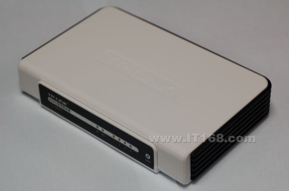 TP-LINK(����) TL-R402+·�������������ͼ