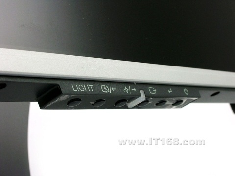 168793B-70.jpg