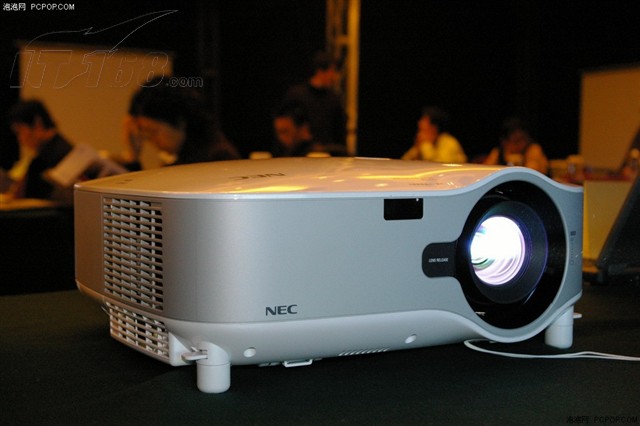 NEC NP3150+投影机图片