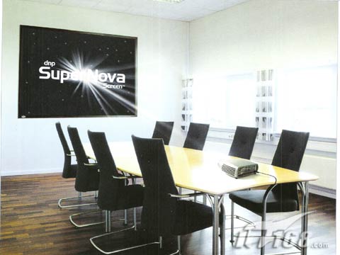 点击查看下一张DNP Supernova强光屏幕(60