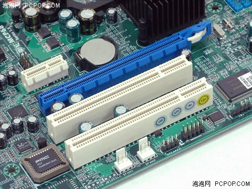 七彩虹 C.N70HD主板图片