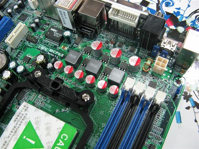 七彩虹 C.N70HD主板图片