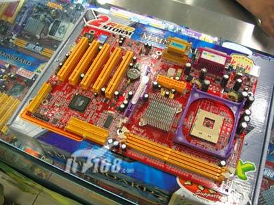 点击查看下一张硕泰克 SL-85ERV3主板图片