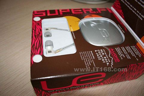点击查看下一张UE Super Fi 5 Pro耳机图片