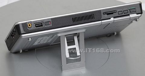点击查看下一张华硕 R2E笔记本图片