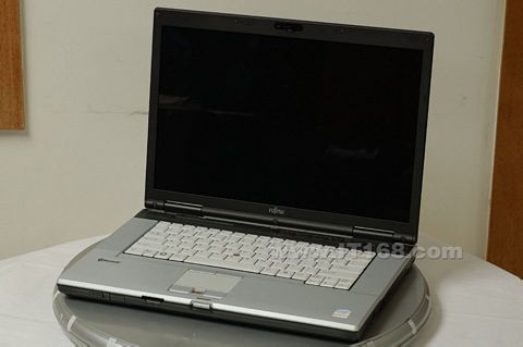 点击查看下一张富士通 LifeBook E8410(T7300/2G/120G)笔记本图片
