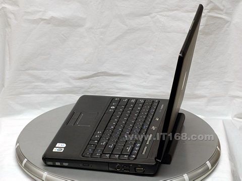 点击查看下一张DELL Vostro成就 1400(T5470/1G/160G)笔记本图片