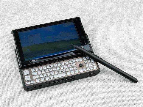 点击查看下一张OQO Model 02(领袖版3G+)笔记本图片