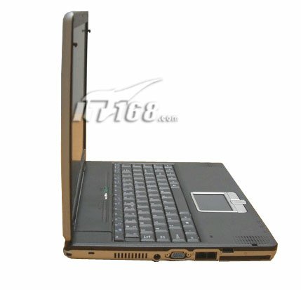 伦飞 EFIO 2616D(P4 1.8GHz/COMBO)笔记本图片