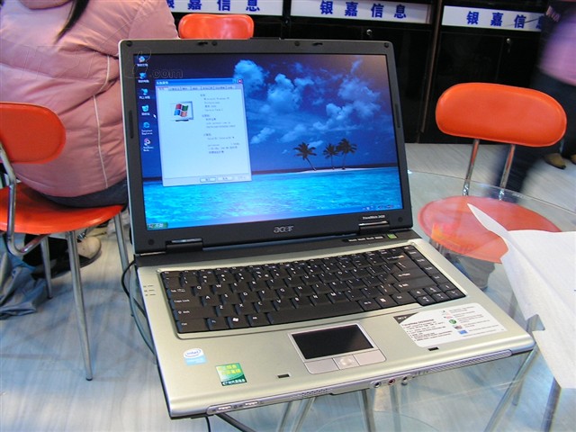 点击查看下一张Acer TravelMate 2423NWXM笔记本图片