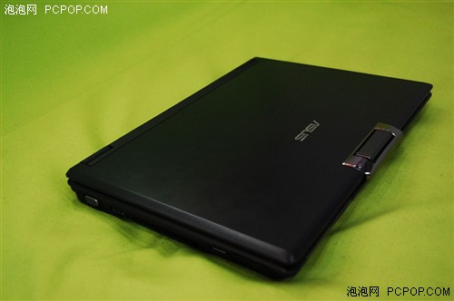 点击查看下一张华硕 F9G233E-SL笔记本图片