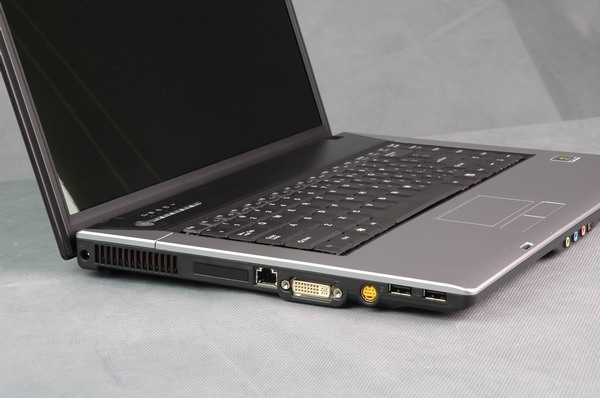 点击查看下一张神舟 优雅HP600笔记本图片