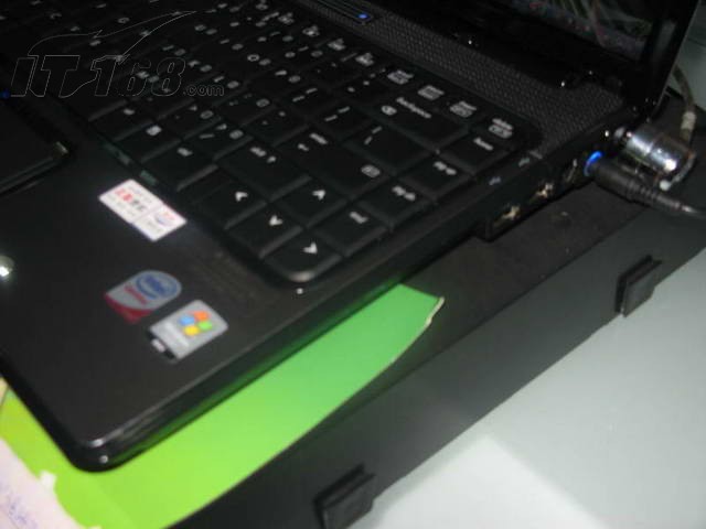 点击查看下一张惠普 Compaq Presario V3808TU(KS399PA)笔记本图片