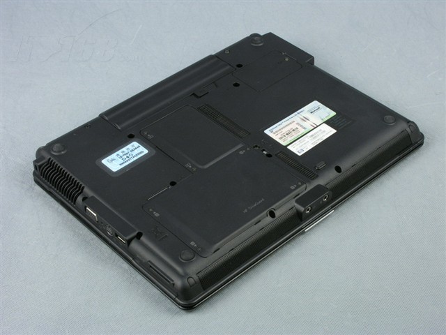 惠普 Compaq Presario B1282TU(FE033PA)笔记本图片