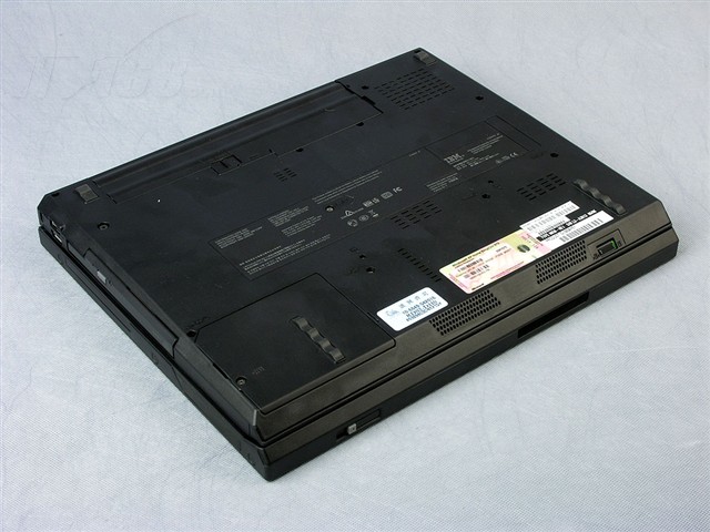 点击查看下一张ThinkPad R61i 77429GC笔记本图片