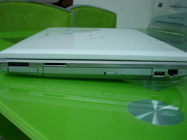 SONY VGN-CR392/W笔记本图片