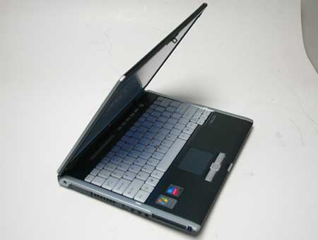 点击查看下一张富士通 S7010(Do 1.5GHz/COMBO)笔记本图片
