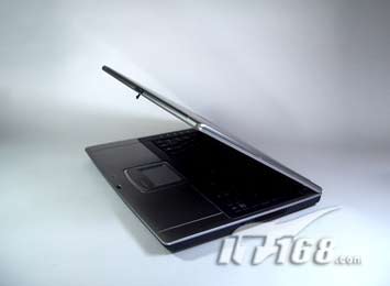 点击查看下一张清华紫光 T800D-1笔记本图片