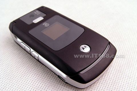 点击查看下一张MOTO RAZR V3x手机图片