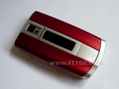 点击查看下一张三星 SGH-Z240手机图片