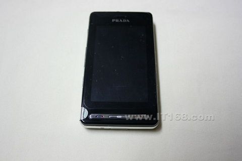 点击查看下一张LG PRADA KE858手机图片
