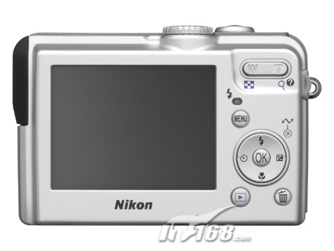 点击查看下一张尼康 coolpix P1数码相机图片