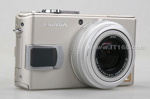 点击查看下一张松下 DMC-LX2GK数码相机图片