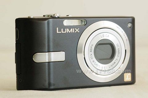 点击查看下一张松下 DMC-FX12GK数码相机图片