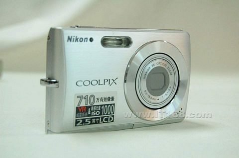 点击查看下一张尼康 coolpix S200数码相机图片