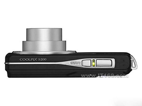 点击查看下一张尼康 coolpix S200数码相机图片