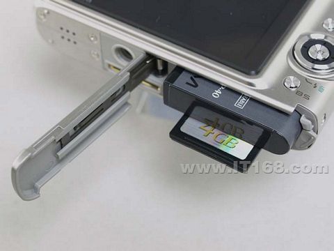 点击查看下一张卡西欧 EX-Z1200数码相机图片