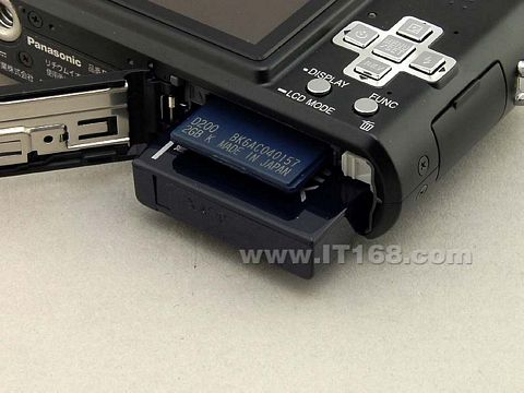 点击查看下一张松下 DMC-FX100GK数码相机图片