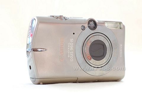 点击查看下一张佳能 Digital IXUS 960 IS数码相机图片