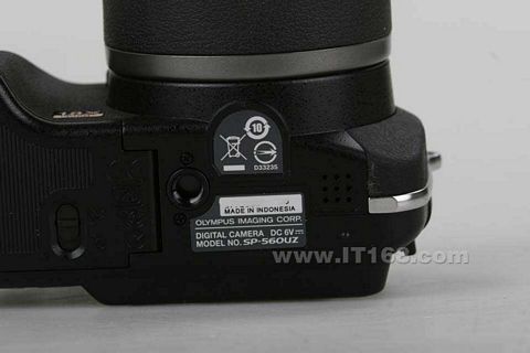 点击查看下一张奥林巴斯 SP-560 UltraZoom数码相机图片