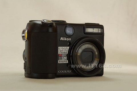 点击查看下一张尼康 coolpix P5100数码相机图片