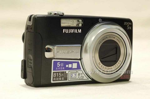点击查看下一张富士 FinePix J50数码相机图片