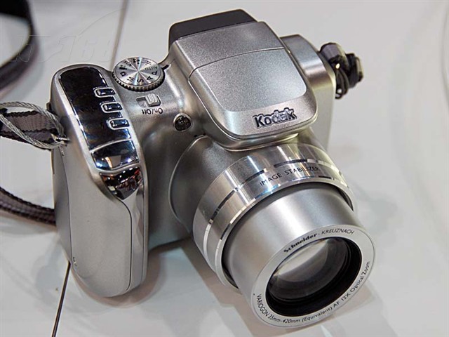 点击查看下一张柯达 Z612数码相机图片