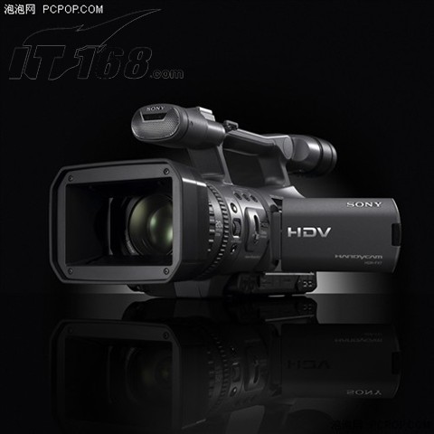 点击查看下一张SONY HDR-FX7E数码摄像机图片