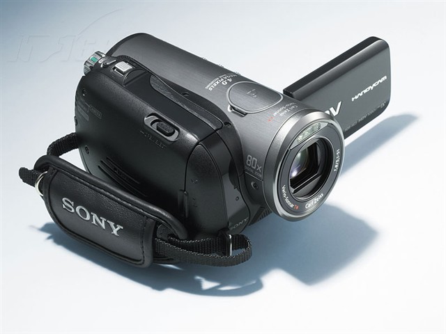 点击查看下一张SONY HDR-HC3E数码摄像机图片