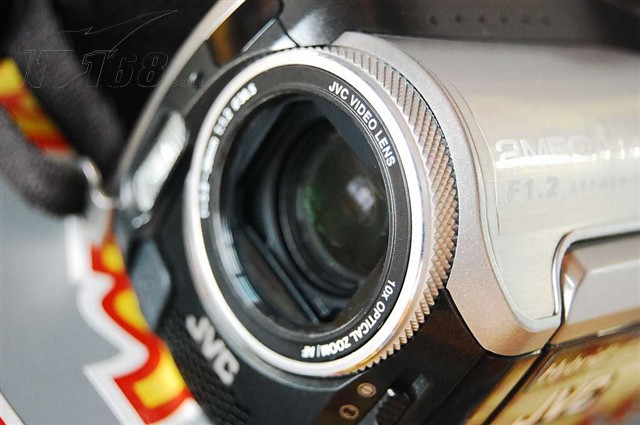 点击查看下一张JVC GZ-MG275AC数码摄像机图片