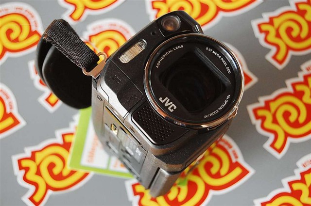 JVC GZ-MG575AC数码摄像机图片