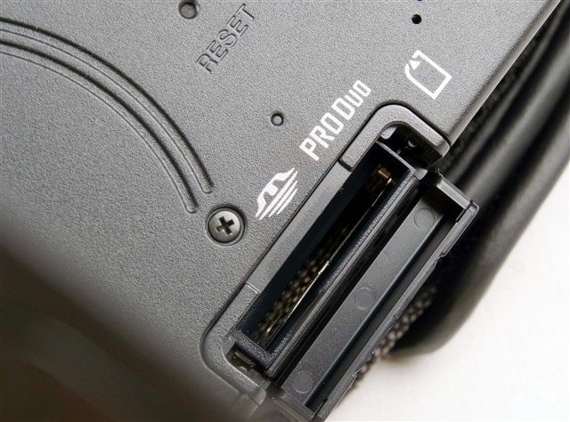 SONY HDR-CX7E数码摄像机图片