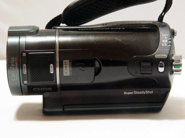 点击查看下一张SONY HDR-CX7E数码摄像机图片