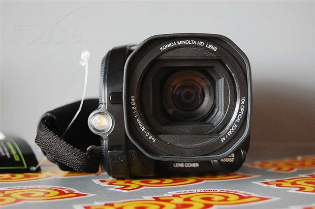 点击查看下一张JVC GZ-HD3AC数码摄像机图片