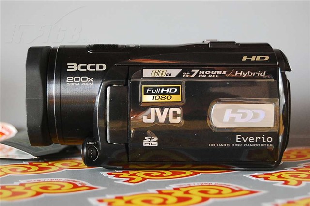 点击查看下一张JVC GZ-HD3AC数码摄像机图片