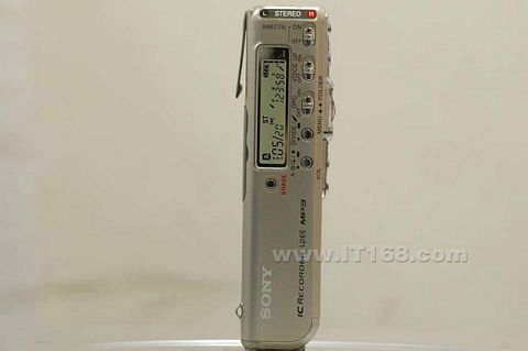 点击查看下一张SONY ICD-SX66数码录音笔图片