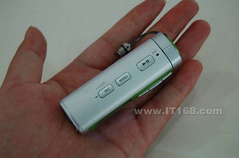点击查看下一张三星 YP-T55(256M)MP3播放器图片