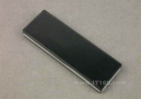 点击查看下一张oppo D37(2G)MP3播放器图片