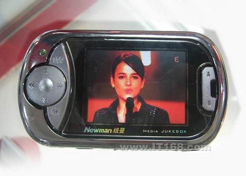 点击查看下一张纽曼 音影王M926(1G)MP4播放器图片